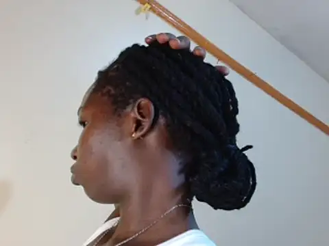 Kimberllie s online show from February 2025 12:54:01 PM