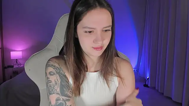 Snapshot of Sonia_moon_ chatting on January 2025 01:32:01 AM Sonia moon  online show from January 2025 01:32:01 AM