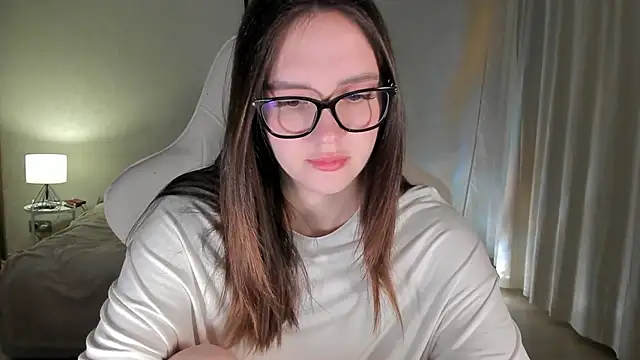 Snapshot of Sonia_moon_ chatting on January 2025 01:23:01 AM Sonia moon  online show from January 2025 01:23:01 AM