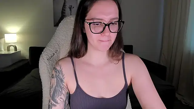 Snapshot of Sonia_moon_ chatting on March 2025 05:35:02 AM Sonia moon  online show from March 2025 05:35:02 AM