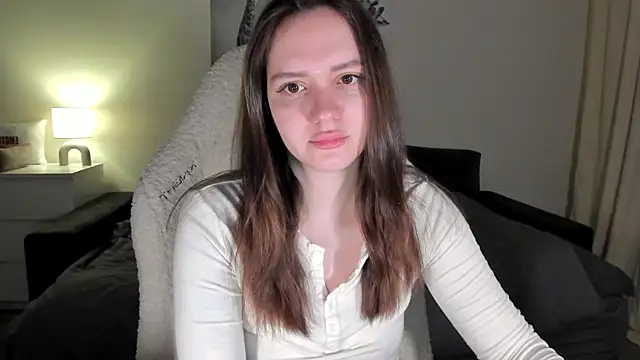 Snapshot of Sonia_moon_ chatting on March 2025 02:04:01 AM Sonia moon  online show from March 2025 02:04:01 AM