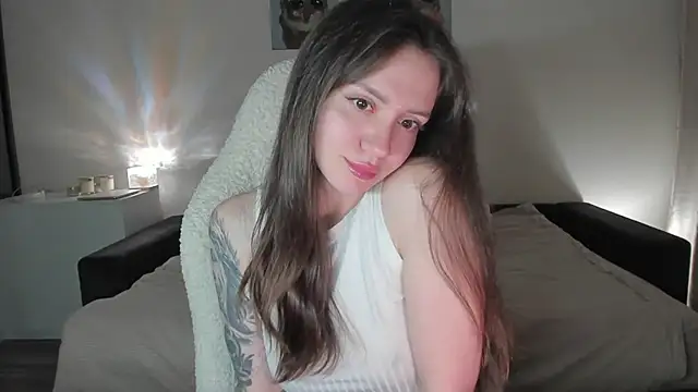 Snapshot of Sonia_moon_ chatting on September 2025 02:29:02 AM Sonia moon  online show from September 2025 02:29:02 AM