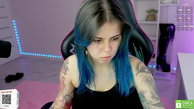 Snapshot of Latex_Kitty chatting on November 2025 11:02:02 AM Latex Kitty online show from November 2025 11:02:02 AM