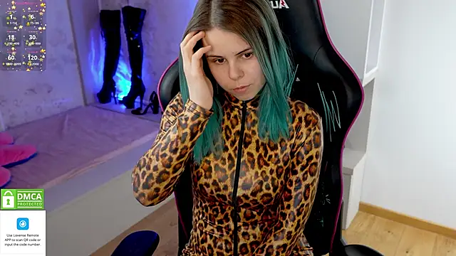 Snapshot of Latex_Kitty chatting on February 2025 05:20:01 PM Latex Kitty online show from February 2025 05:20:01 PM