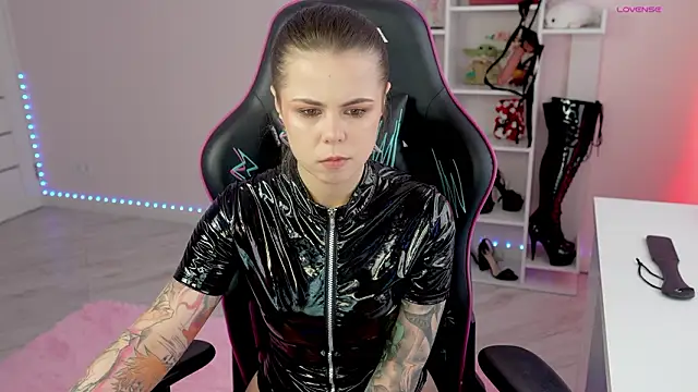 Latex Kitty online show from March 2026 02:27:01 PM