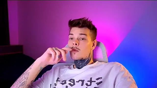 DENIS HERE online show from February 2026 03:56:01 PM