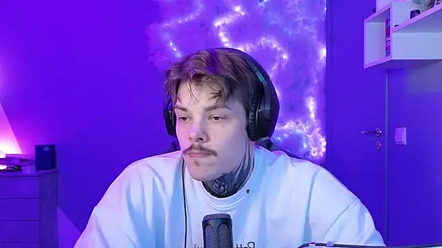DENIS HERE online show from January 2025 11:10:01 PM