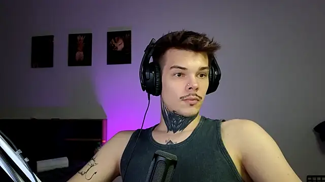 DENIS HERE online show from November 2025 01:59:02 PM