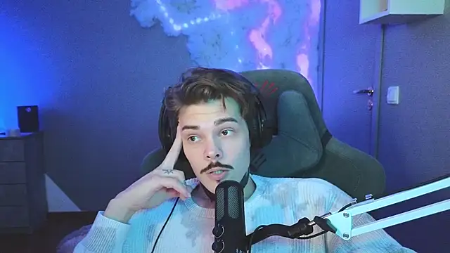 DENIS HERE online show from January 2025 02:25:02 PM