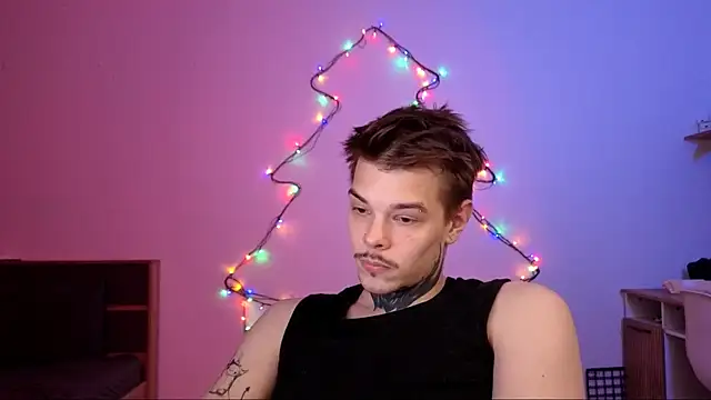 DENIS HERE online show from November 2025 08:31:01 PM