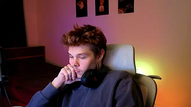 DENIS HERE online show from January 2026 11:10:01 PM