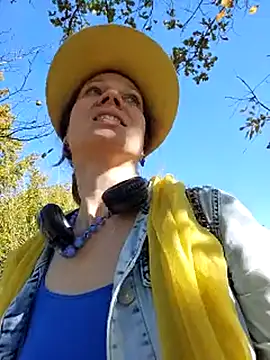 Exhibitionsplit online show from October 2025 11:53:02 AM