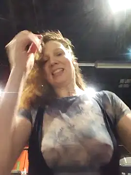 Exhibitionsplit online show from March 2026 10:55:02 PM