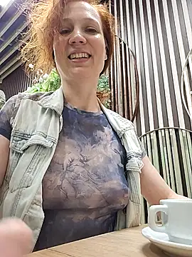 Exhibitionsplit online show from July 2026 04:09:01 PM