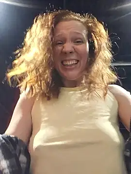 Exhibitionsplit online show from March 2026 10:21:01 PM