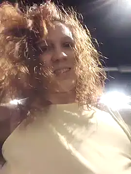 Exhibitionsplit online show from February 2026 10:51:02 PM