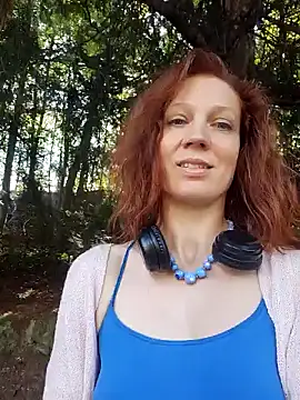 Exhibitionsplit online show from September 2025 11:49:02 AM