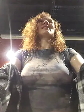 Exhibitionsplit online show from March 2026 10:50:02 PM