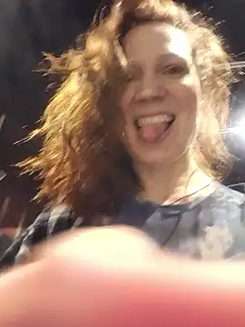 Exhibitionsplit online show from January 2026 09:51:02 PM