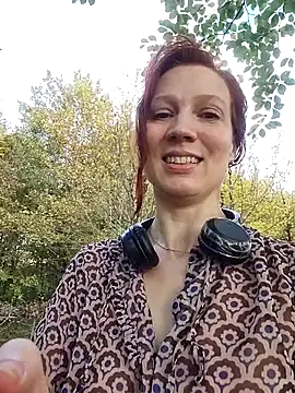 Exhibitionsplit online show from November 2025 02:11:01 PM