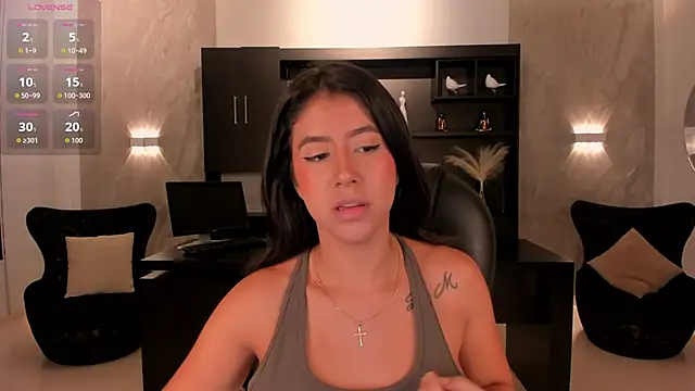 SussanElliot online show from October 2025 09:54:01 AM