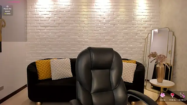 SussanElliot online show from October 2025 11:02:02 AM