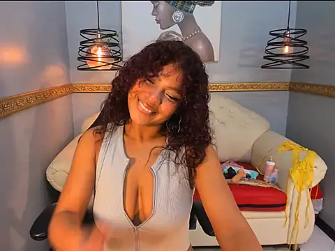 Snapshot of Naomi_Tylers chatting on November 2025 12:22:01 AM Naomi Tylers online show from November 2025 12:22:01 AM