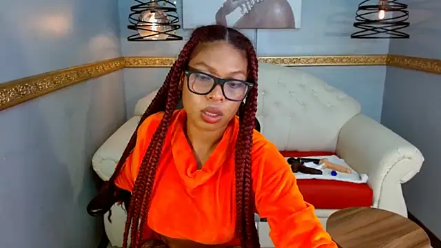 Snapshot of Naomi_Tylers chatting on November 2025 10:25:01 PM Naomi Tylers online show from November 2025 10:25:01 PM