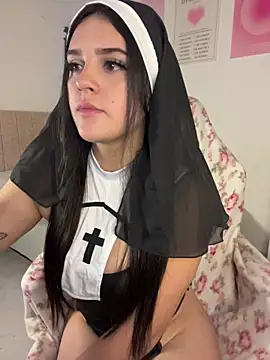 Snapshot of violet-333 chatting on May 2026 03:41:01 PM violet-333 online show from May 2026 03:41:01 PM