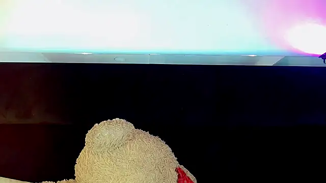 CoralineSweett online show from October 2025 02:45:01 AM