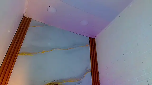 Snapshot of CoralineSweett chatting on October 2025 06:41:02 PM CoralineSweett online show from October 2025 06:41:02 PM