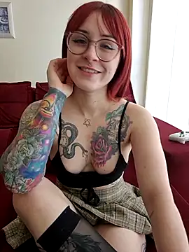 Snapshot of Ahrya_ chatting on September 2025 12:38:01 PM Ahrya online show from September 2025 12:38:01 PM