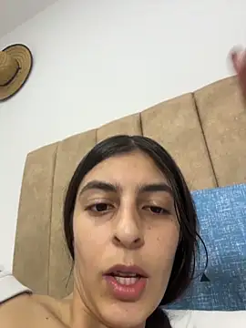 cristel 17 online show from April 2026 02:48:01 AM