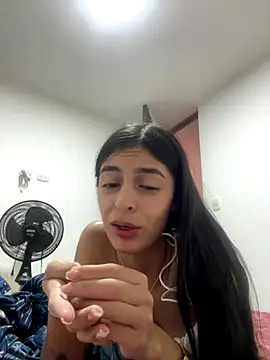 cristel 17 online show from October 2025 07:59:02 PM