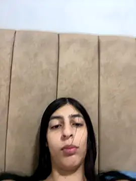 cristel 17 online show from November 2025 07:02:02 PM