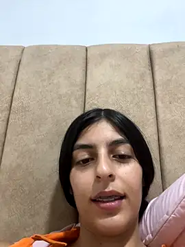 cristel 17 online show from October 2025 01:35:02 AM