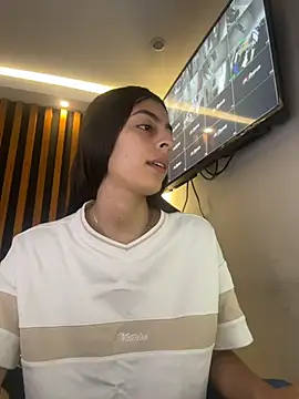 cristel 17 online show from May 2026 11:36:02 AM