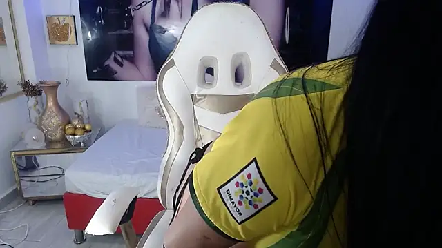 perlasharick 3 online show from February 2025 05:42:01 PM