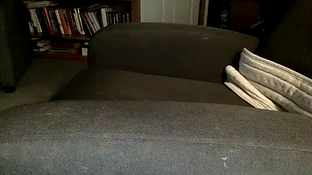 Thorandkitty online show from April 2026 07:09:01 PM