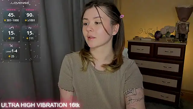 cutie mili online show from March 2026 04:44:01 PM