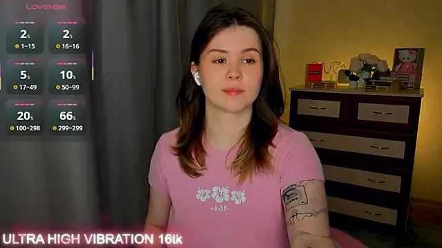 Snapshot of cutie_mili chatting on May 2026 10:26:02 AM cutie mili online show from May 2026 10:26:02 AM