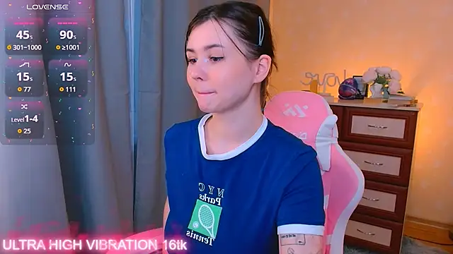 cutie mili online show from October 2025 07:10:01 AM