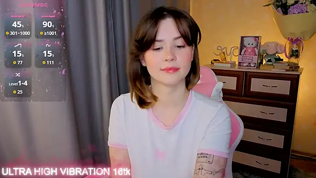 Snapshot of cutie_mili chatting on October 2025 08:47:02 AM cutie mili online show from October 2025 08:47:02 AM