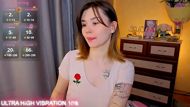 Snapshot of cutie_mili chatting on October 2025 08:24:02 AM cutie mili online show from October 2025 08:24:02 AM