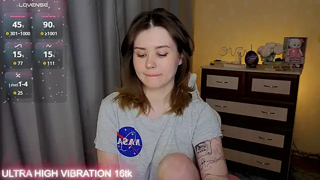 cutie mili online show from December 2025 09:58:01 AM