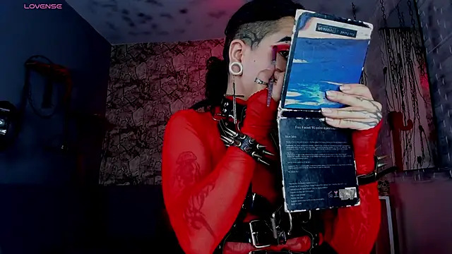 Snapshot of irregular_fetish_ chatting on March 2025 08:32:02 PM irregular fetish online show from March 2025 08:32:02 PM