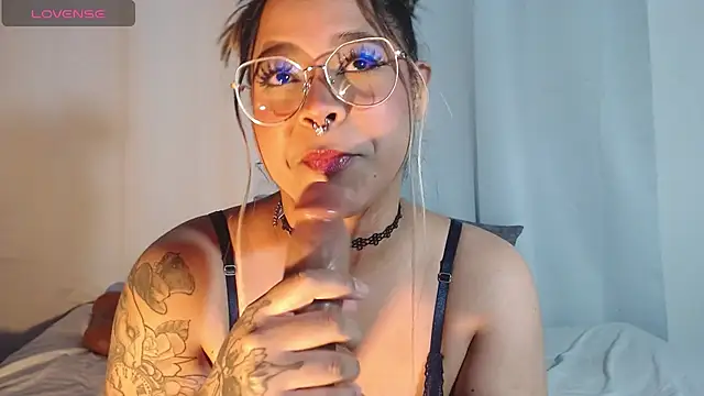 Ninatejeiros online show from July 2026 10:56:01 AM