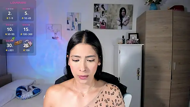 VeronikaOlsen online show from October 2025 07:26:02 PM