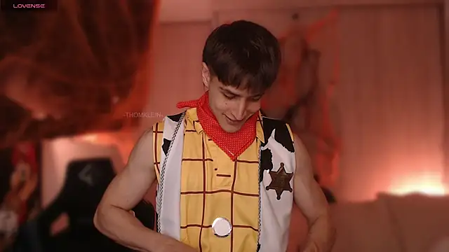 thomklein online show from October 2025 07:22:02 PM