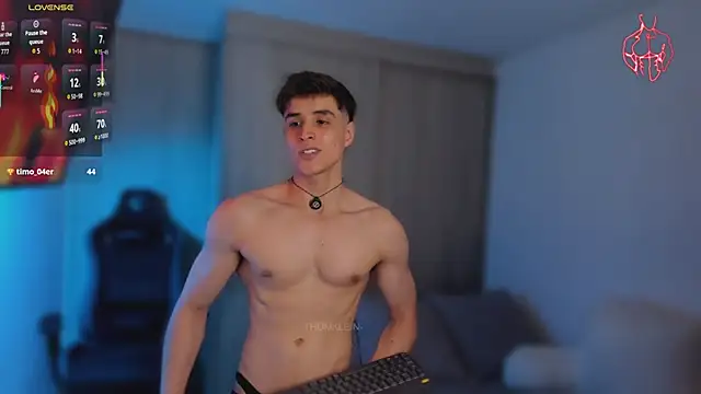 Snapshot of thomklein chatting on March 2026 07:21:02 PM thomklein online show from March 2026 07:21:02 PM